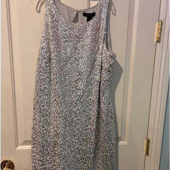 NWT White House black market silver sequined lined shift dress - Picture 3 of 7